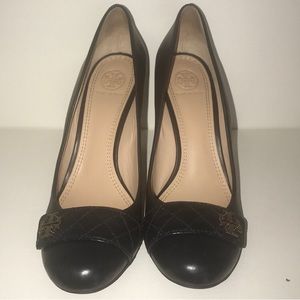 Tory Burch quilted/woven detailed heel